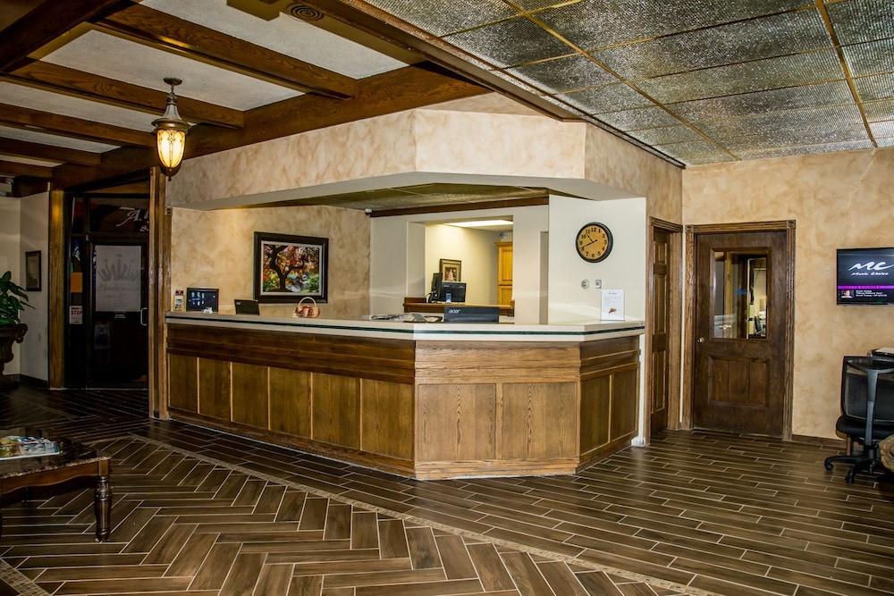 Hotel Baymont By Wyndham Fargo Extérieur photo