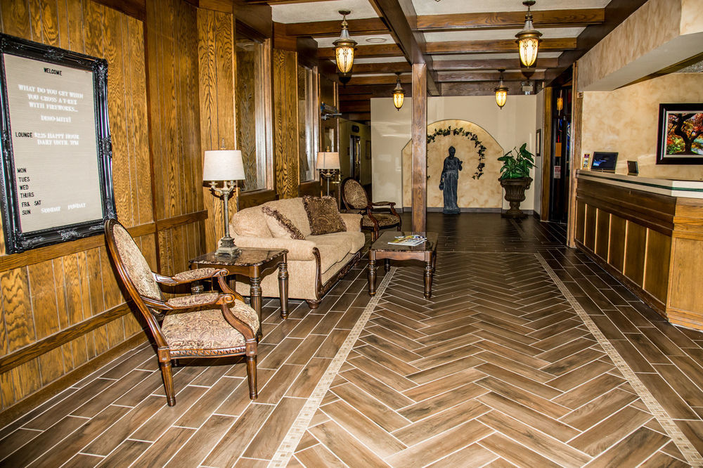 Hotel Baymont By Wyndham Fargo Extérieur photo