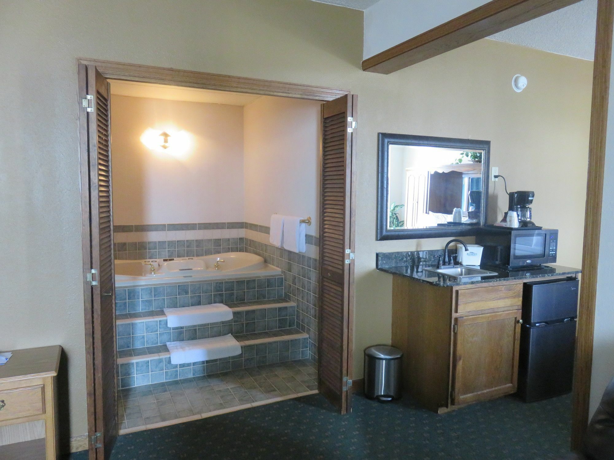 Hotel Baymont By Wyndham Fargo Extérieur photo